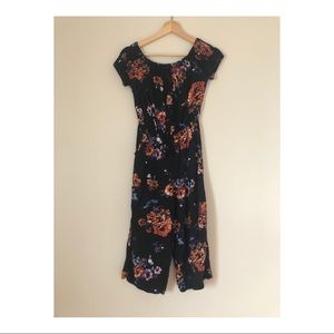 Xhilaration Floral Jumper